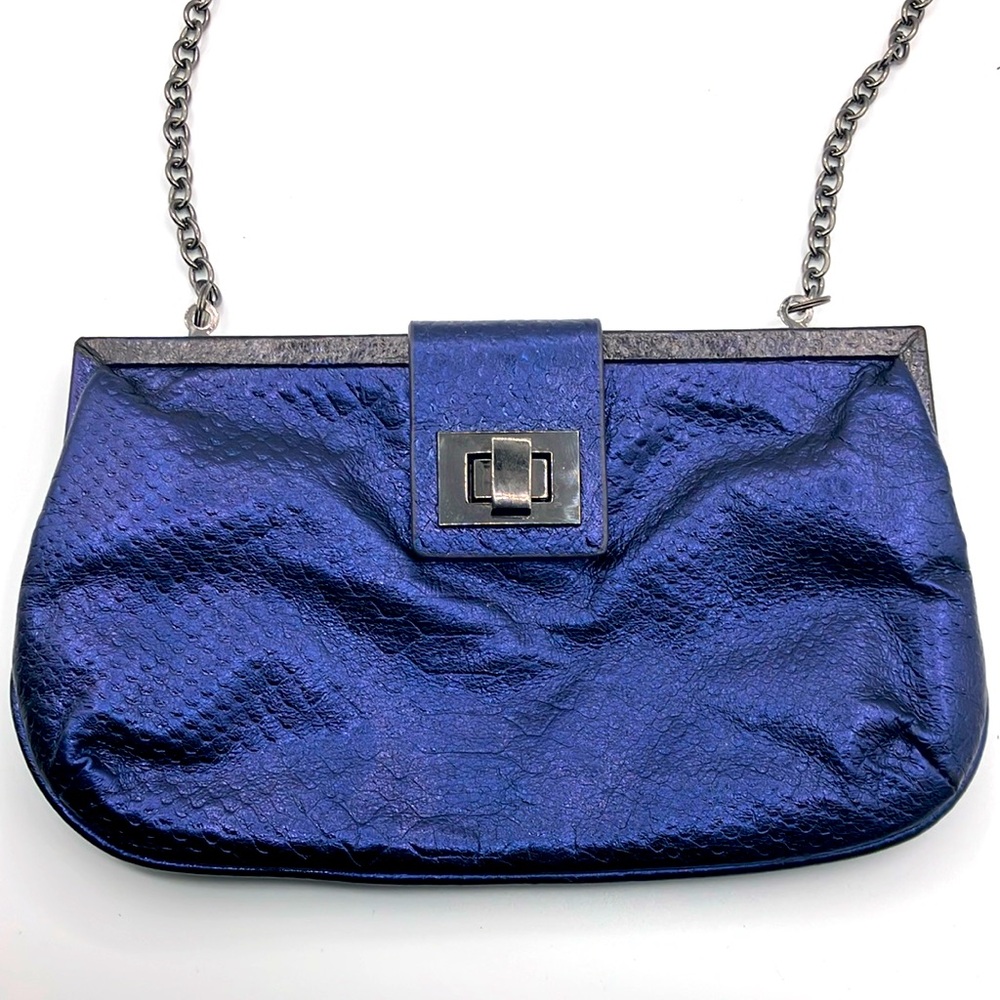 💜Danier Crossbody Clutch metalic blue
